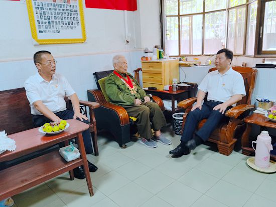 鄭克發(fā)_副本_副本.jpg 鄭克發(fā)_副本_副本.jpg